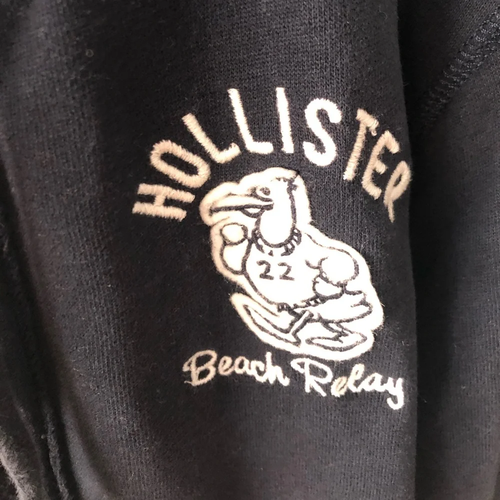 Hollister Jacket Navy Blue and White Beach Relay - Picture 2 of 5